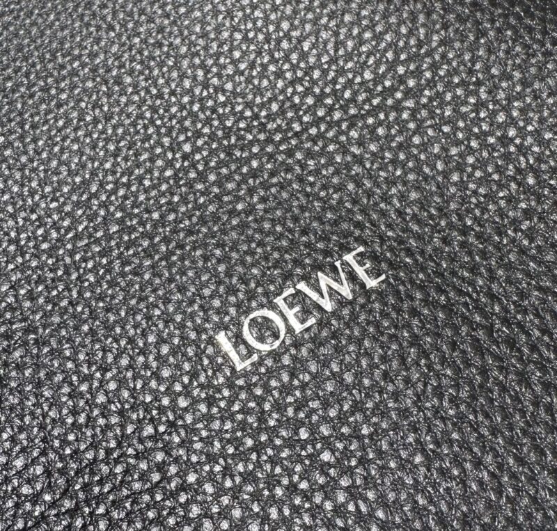 Lowee Pebble Pouch Bag-27.5×11×40CM - Image 4