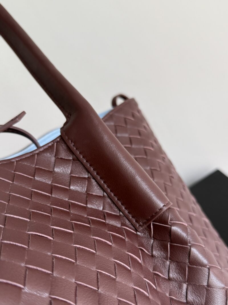 Bottega Veneta Burgundy Pinacoteca Reversible Tote -43*23*17.5CM - Image 2