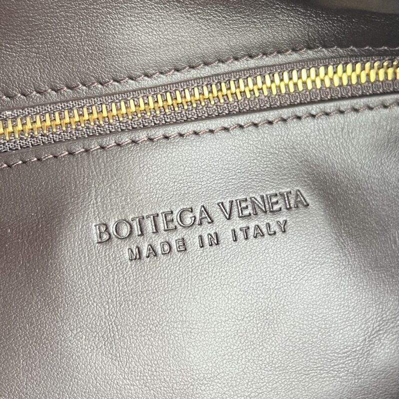 Bottega Veneta Hop Bag-46x21x10CM - Image 7