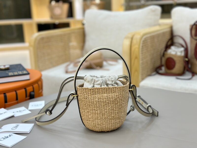 Chloé Mini Horse Medal Basket In Natural Fibers-14x12.5x14CM - Image 7