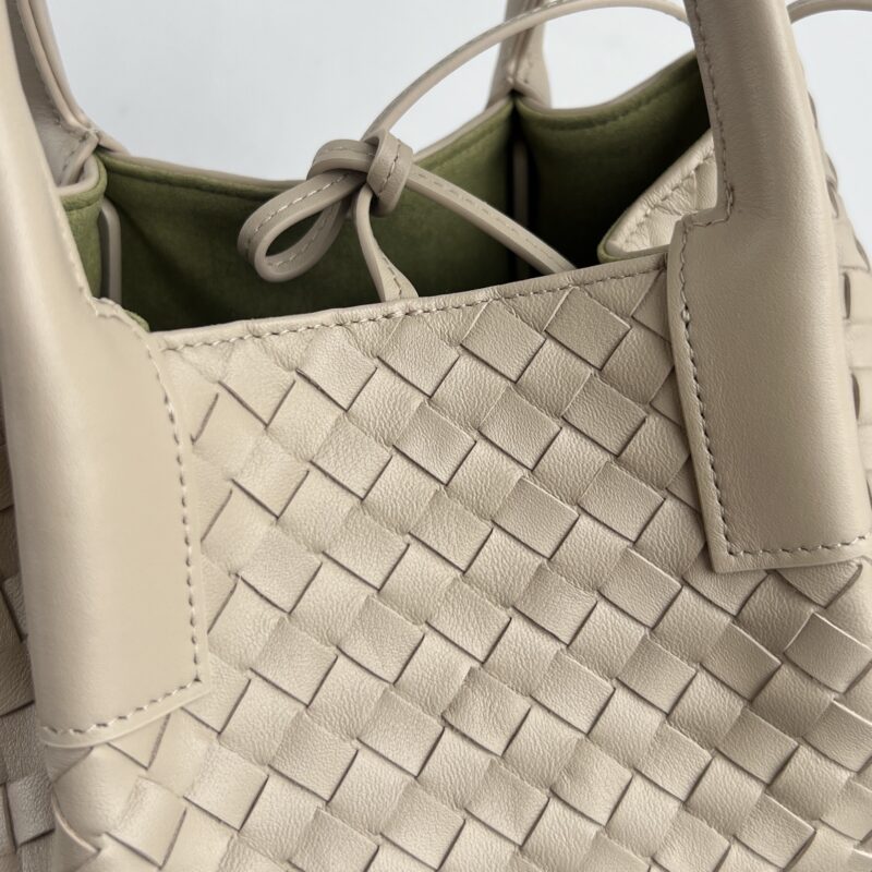 Bottega Veneta Burgundy Pinacoteca Reversible Tote -24*15*12CM - Image 7