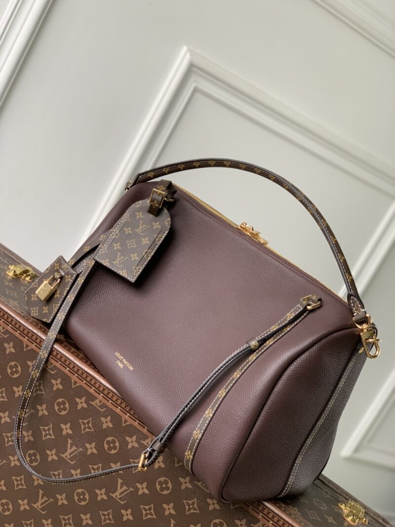 Louis Vuitton M13668 Top Handbags-40*20*25CM - Image 3