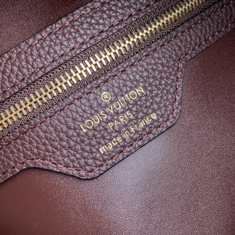 Louis Vuitton M13668 Top Handbags-40*20*25CM - Image 9