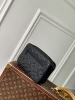 Louis Vuitton Pochette Kasai -24.5 x 15.5 x 6CM - Image 2