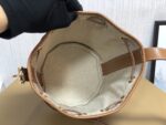Celin Cabas Triomphe Bucket14X 21 X 14CM - Image 9