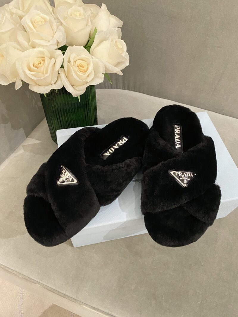 Prada Slides - Image 3