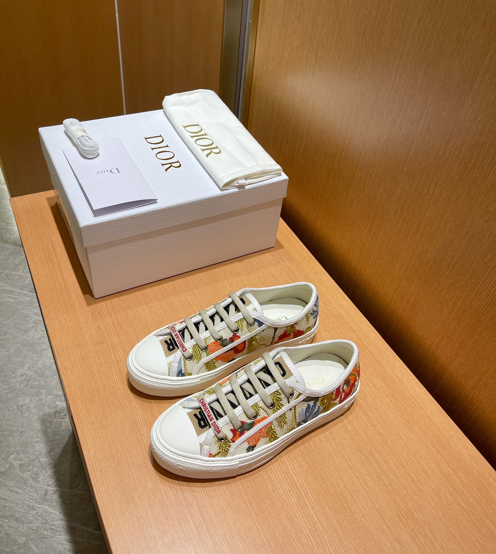 wy-14324333erwerwe_3_.jpg Diro Sneakers - Image 1