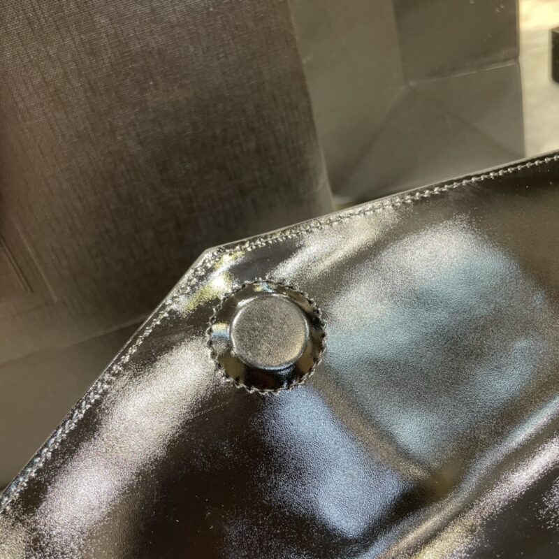 YSL Uptown Wallet-27×16×2CM - Image 4