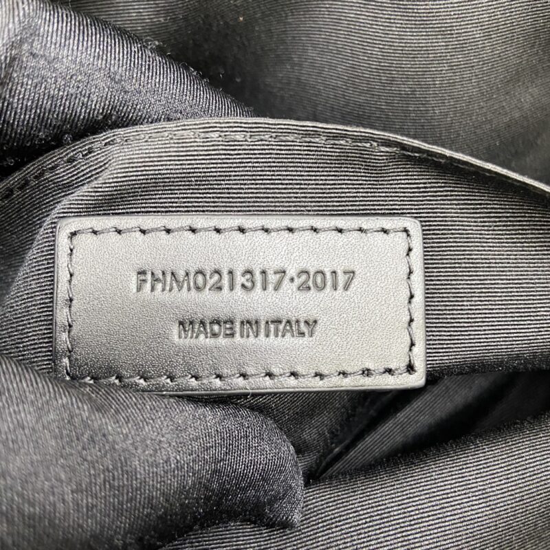 YSL Lou Camera Bag-‎23*16*6CM - Image 2