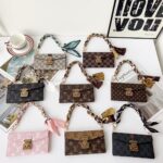 Designer phonecase(available in Iphone7-17PM, Samsung S22-26U)