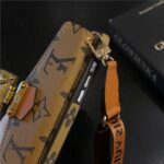 Designer phonecase with gold trimming(available in Samsung S22-S26u) - Image 10