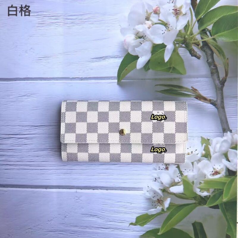 Designer wallet for planner making with matching binder(gold A5) - Image 5
