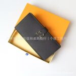 Designer planner cover multi pockets and cardholders - Image 2